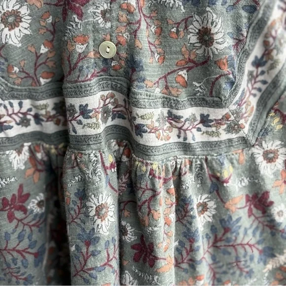 Lucky Brand Sage Green/Gray Floral V-Neck Peasant Top - Coastal Cowgirl Y2K - Picture 9 of 15